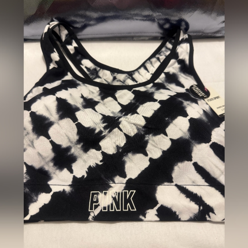 PINK Victoria's Secret Black and White Bra
